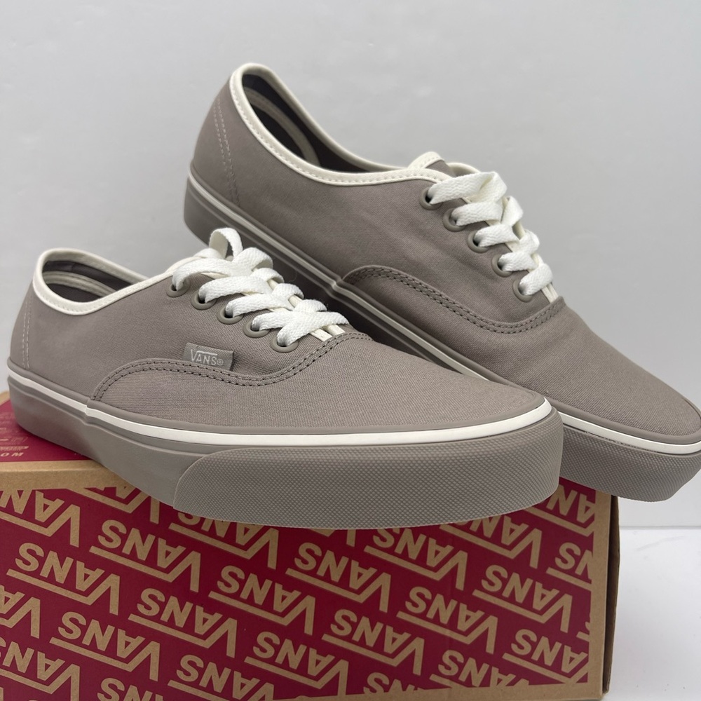Vans Men’s Authentic
Pop Gray Sneakers 
VN000BW5BGF

Lifestyle, Original Icon - Picture 8 of 16